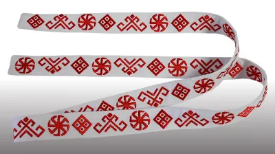 Obojstranne vyšívaný opasok s výšivkami Zasiate pole, Rožaňa a Kolovrat