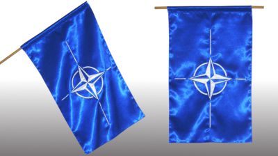 Zástava NATO saténová